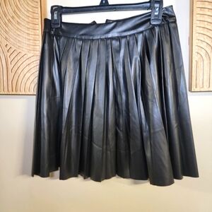 Black Pleated Mini Skirt